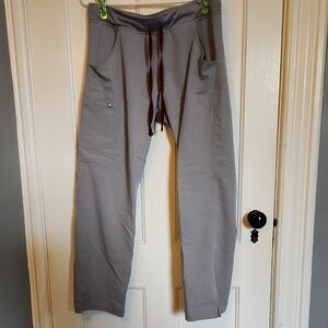 FIGS Kade Petite Scrub Pants-M